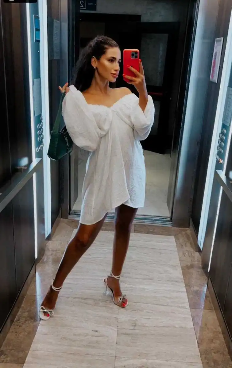 Adel Escort in Berlin