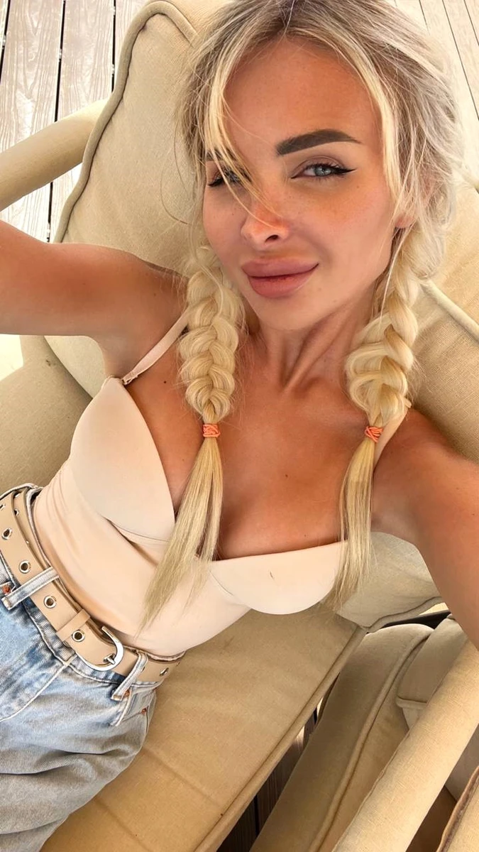 Alisa escort in Munich