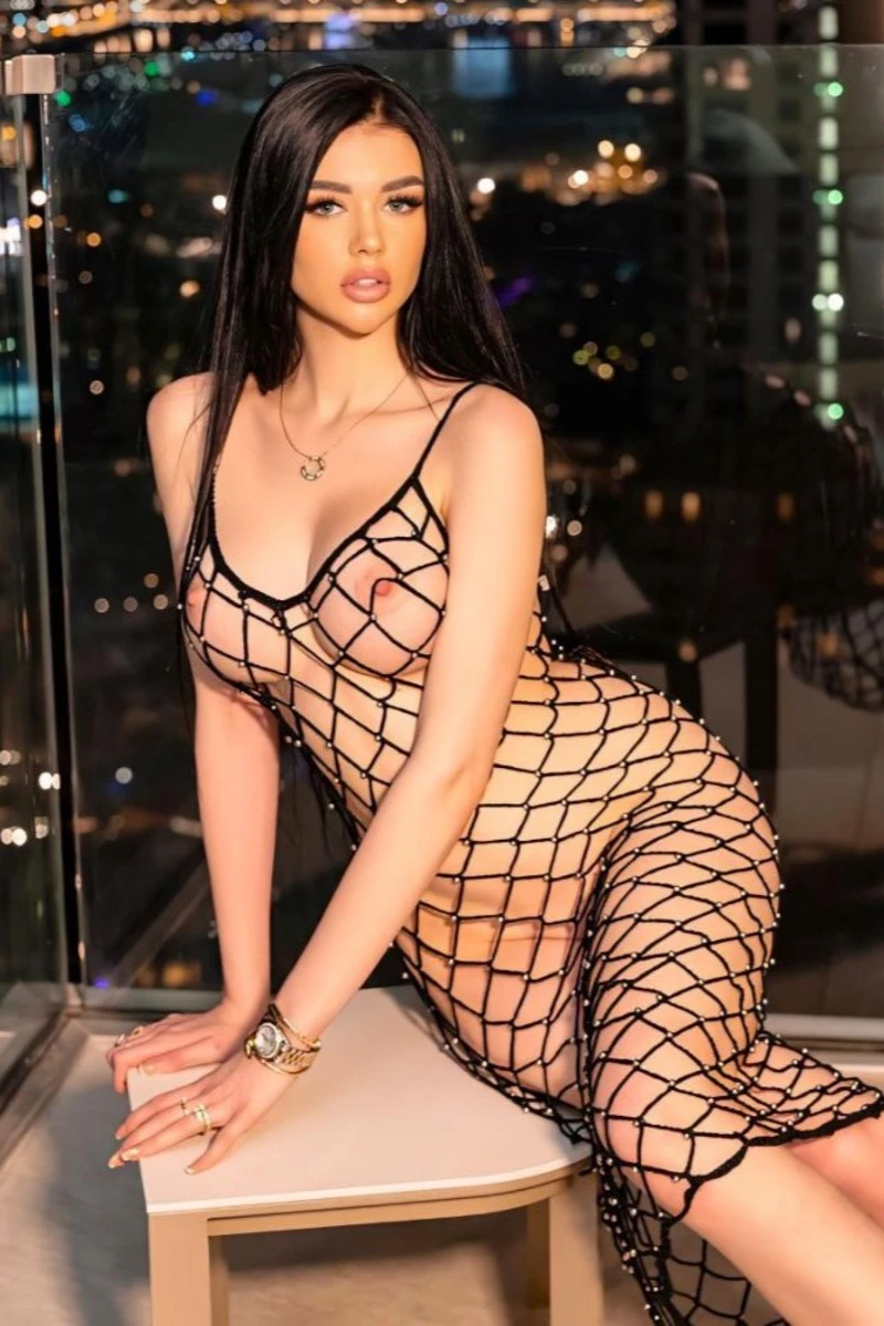 Emilia escort in Munich