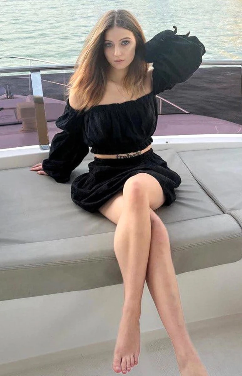 Evelyn escort in Munich