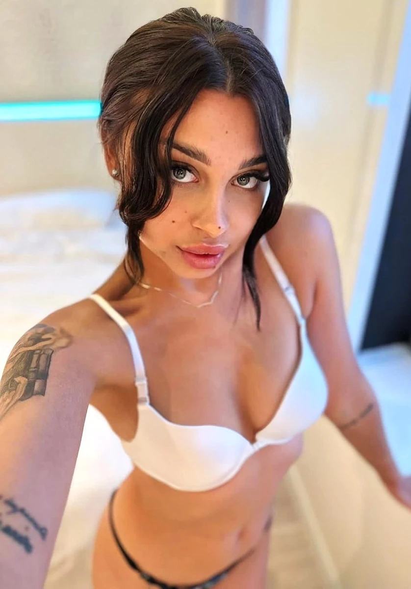 Hayden Escort in Berlin