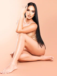 Jade escort in Munich