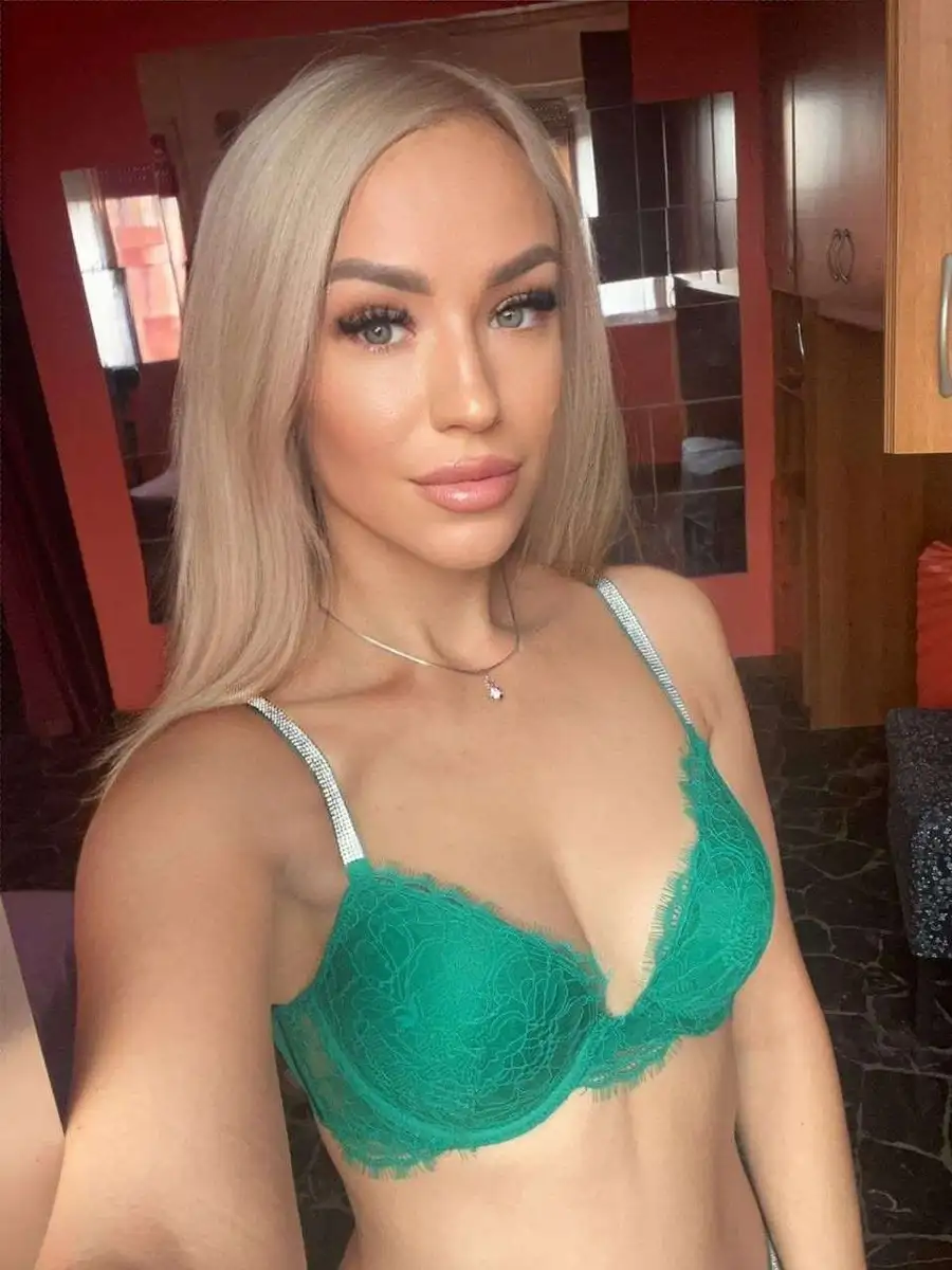 Masha escort in Munich