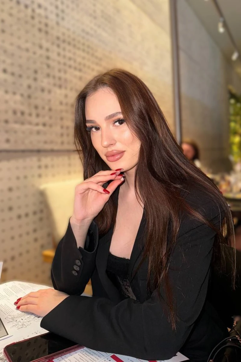 Melak escort in Munich