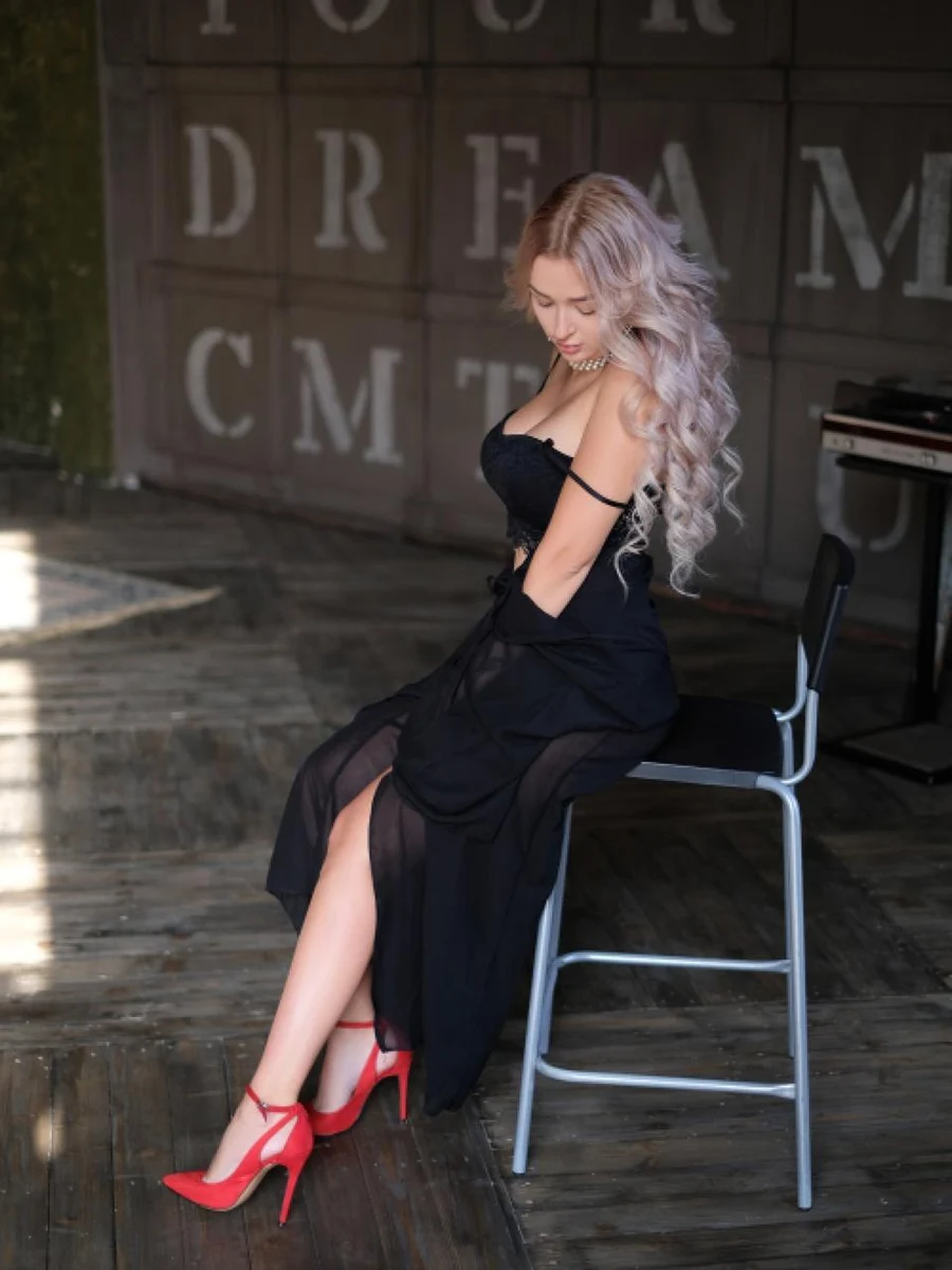 Sveta escort in Munich
