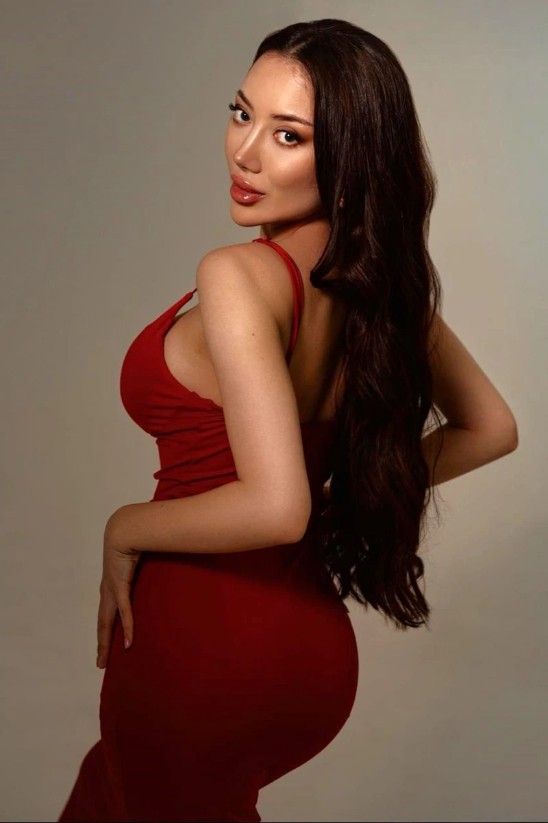 Violetta escort in Munich