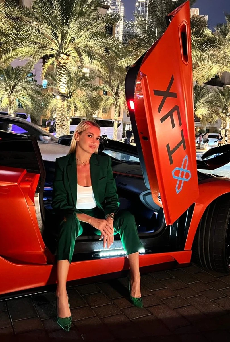 Yana escort in Munich
