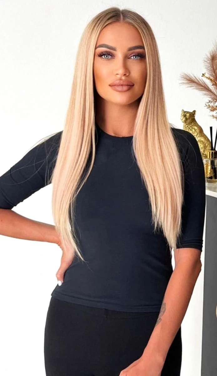 Yana escort in Munich