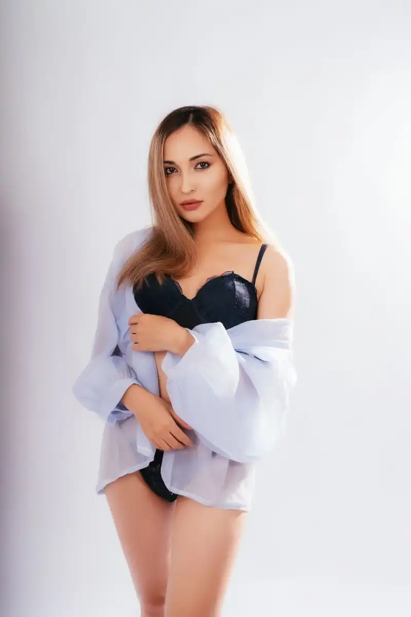 Zarina escort in Munich
