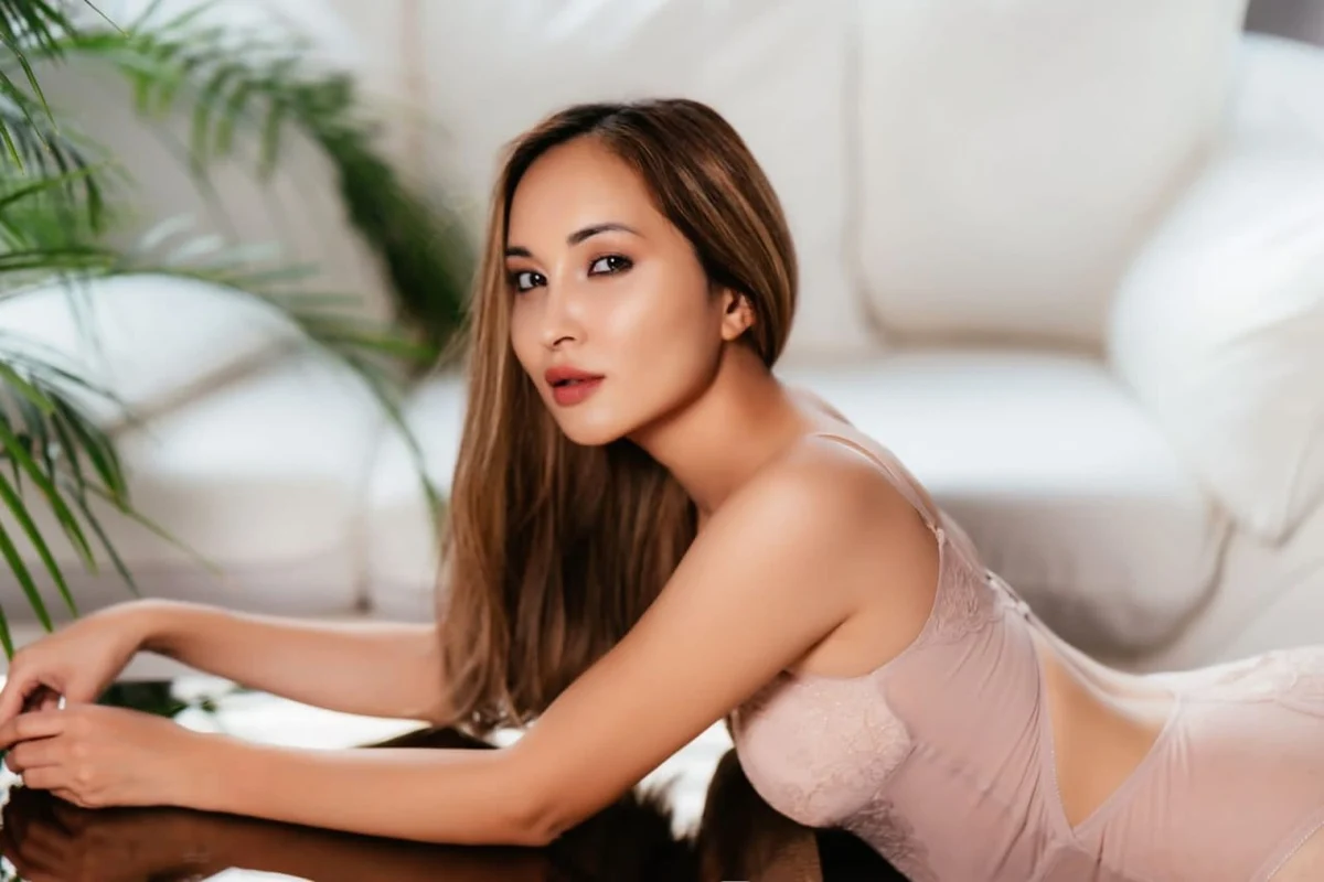 Zarina escort in Munich