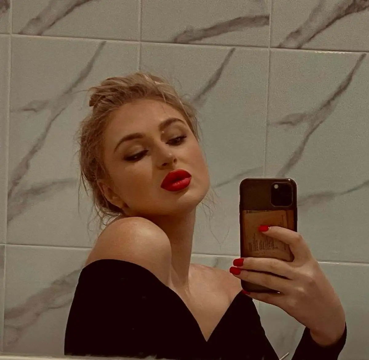 Zhenya Escort in München